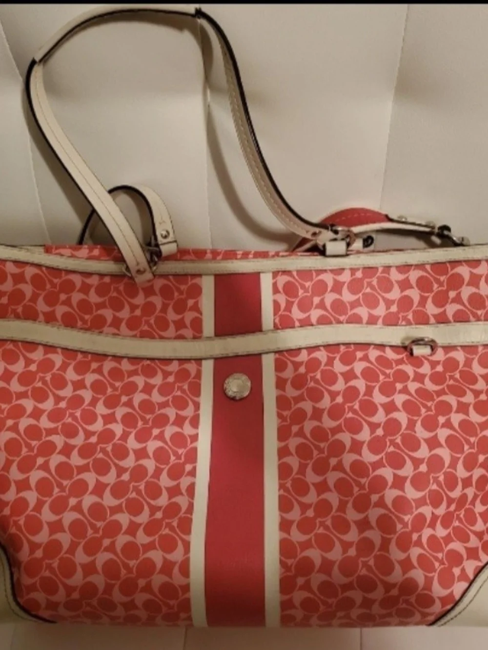 Coach tote coral